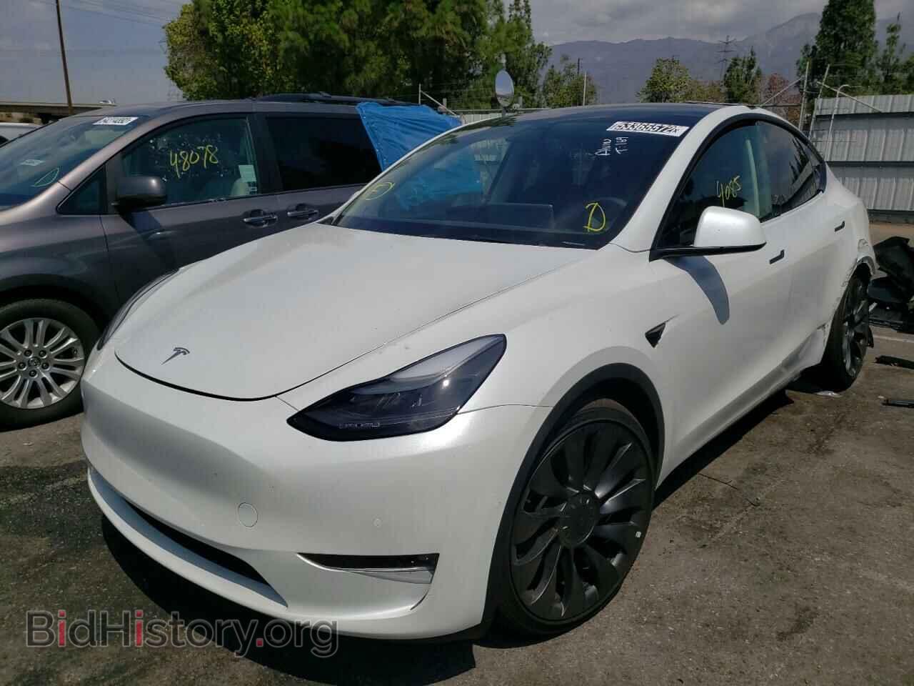 2022 TESLA MODEL Y - VIN: 7SAYGDEF8NF347901 - Фото 2