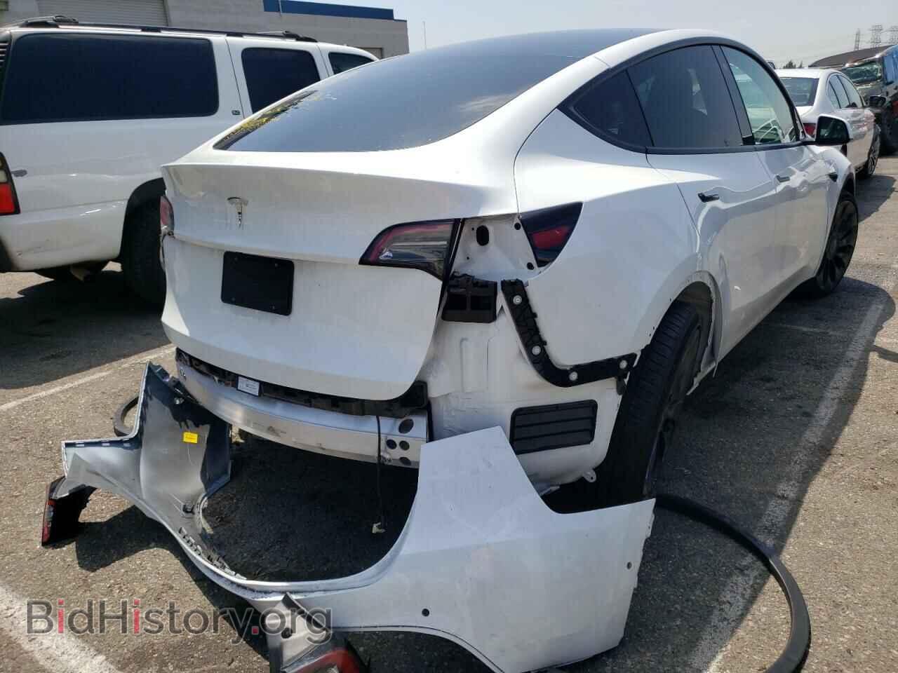 2022 TESLA MODEL Y - VIN: 7SAYGDEF8NF347901 - Фото 4