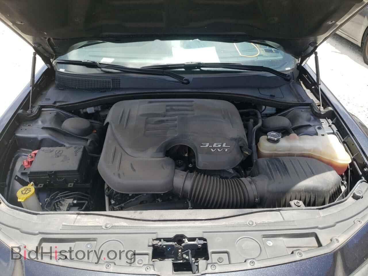 2019 CHRYSLER 300 - VIN: 2C3CCABG4KH559705 - Фото 7
