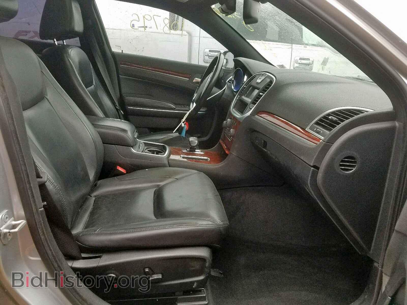 2012 CHRYSLER 300 - VIN: 2C3CCACG2CH113360 - Фото 5
