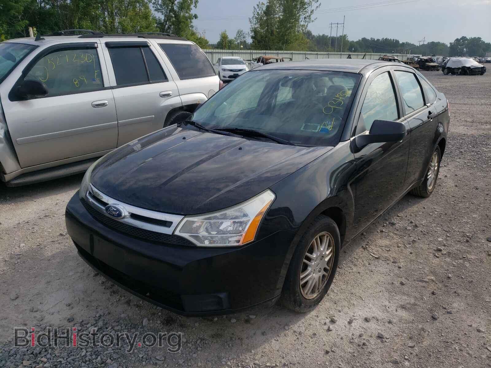2011 FORD FOCUS - VIN: 1FAHP3FN3BW176209 - Фото 2