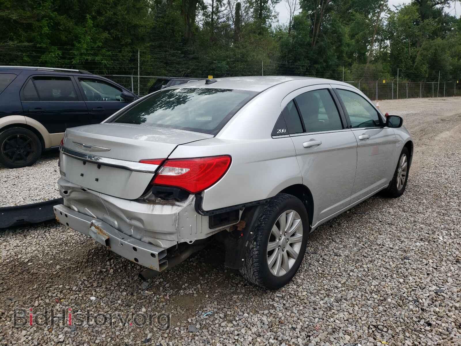 2011 CHRYSLER 200 - VIN: 1C3BC1FB3BN537941 - Фото 4