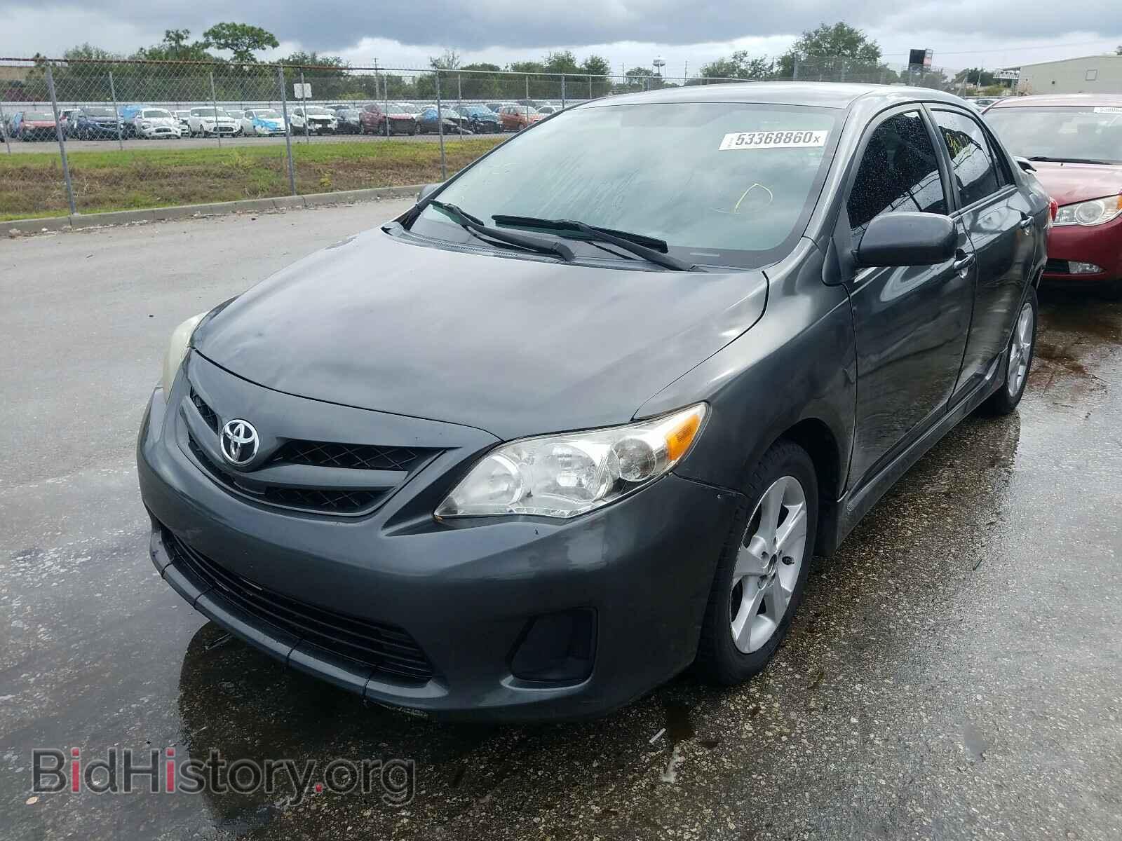 2011 TOYOTA COROLLA - VIN: 2T1BU4EEXBC696531 - Фото 2