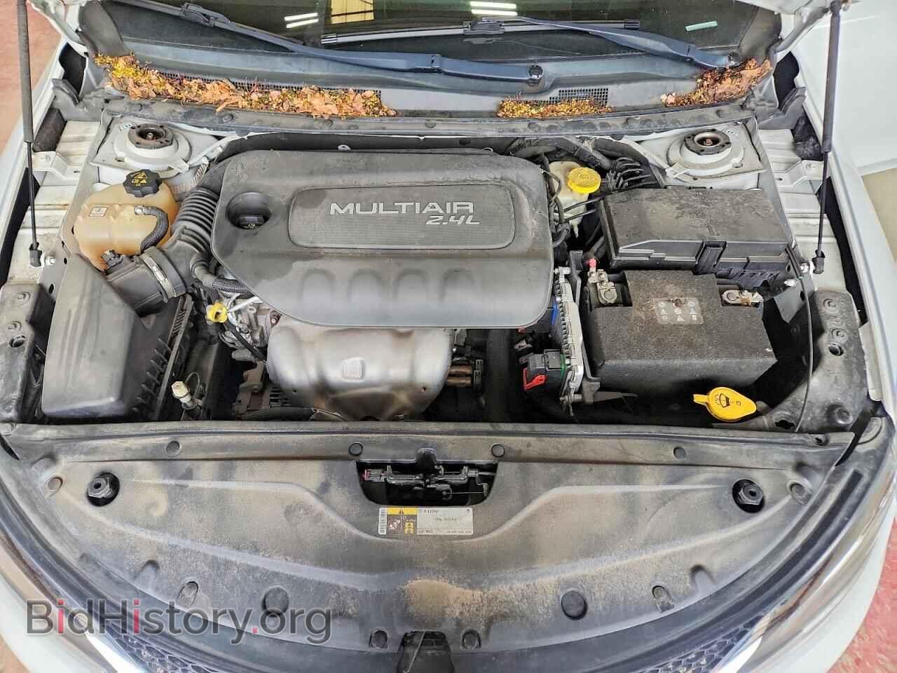 2015 CHRYSLER 200 - VIN: 1C3CCCAB0FN555391 - Фото 11