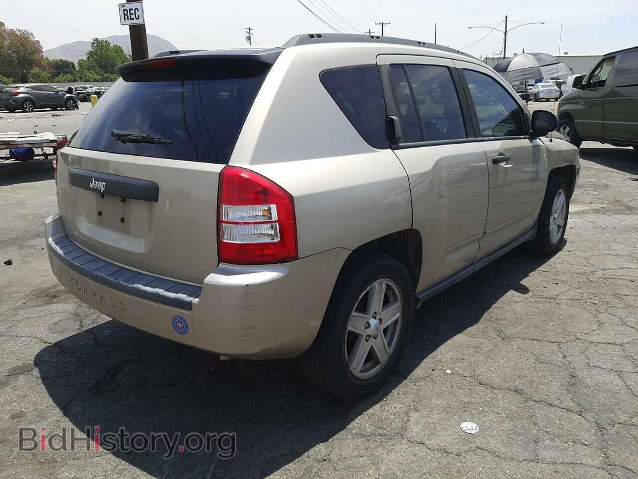 2009 JEEP COMPASS - VIN: 1J4FT47B29D137652 - Фото 4