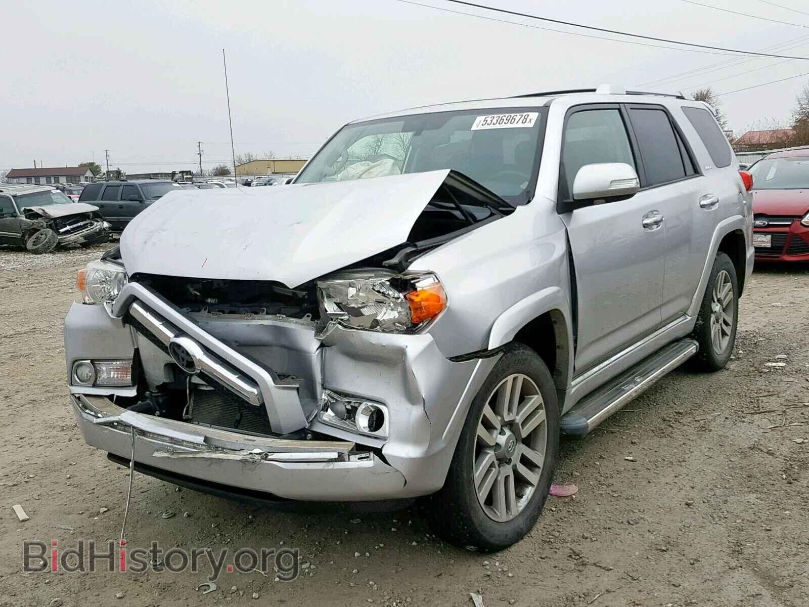 2011 TOYOTA 4RUNNER SR - VIN: JTEBU5JR7B5034008 - Фото 2