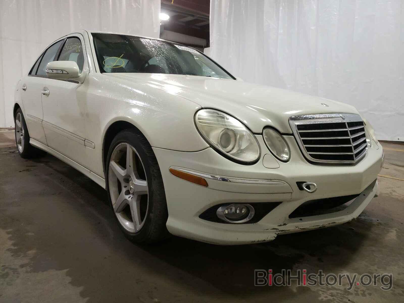 Photo WDBUF56X39B425830 - MERCEDES-BENZ E CLASS 2009