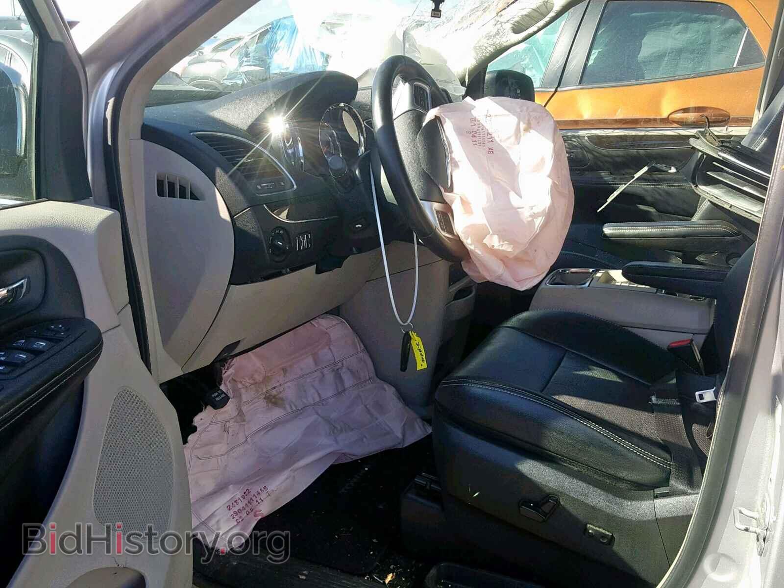 2011 CHRYSLER TOWN & COU - VIN: 2A4RR8DG5BR758311 - Фото 5