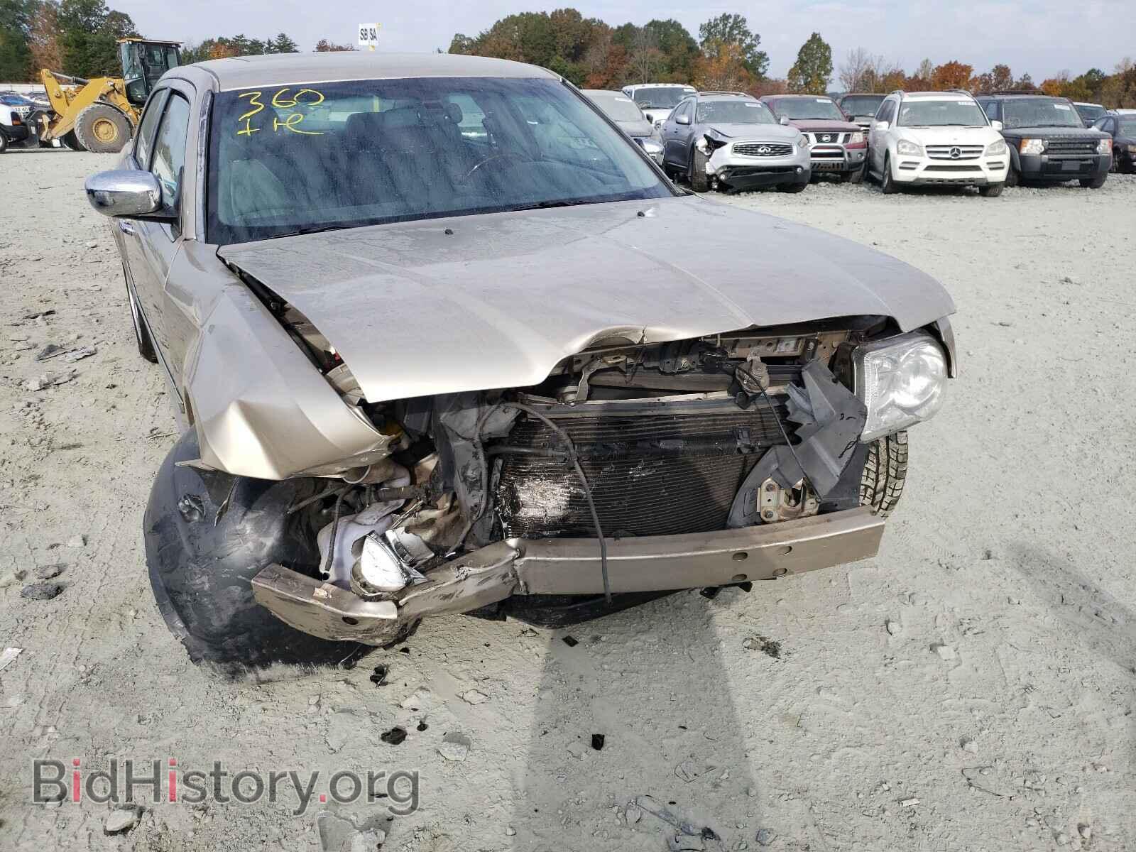 2006 CHRYSLER 300 - VIN: 2C3LA63H76H291037 - Фото 9