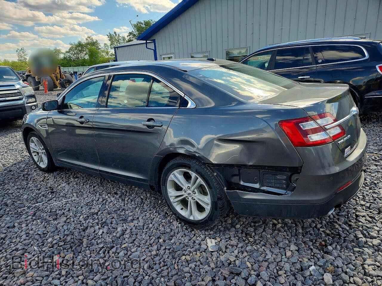 2016 FORD TAURUS - VIN: 1FAHP2E89GG131900 - Фото 2