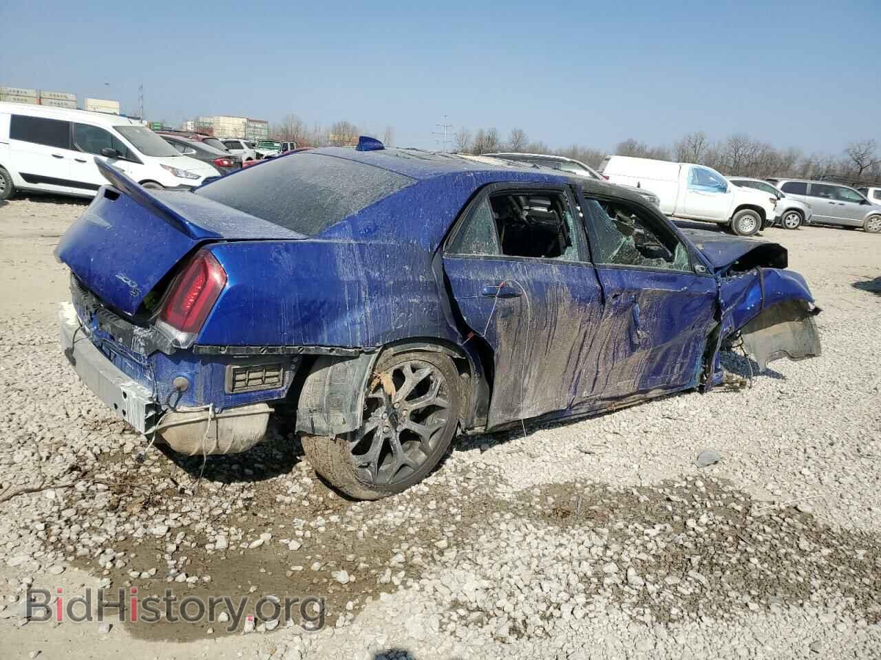 2018 CHRYSLER 300 - VIN: 2C3CCABG4JH253683 - Фото 3
