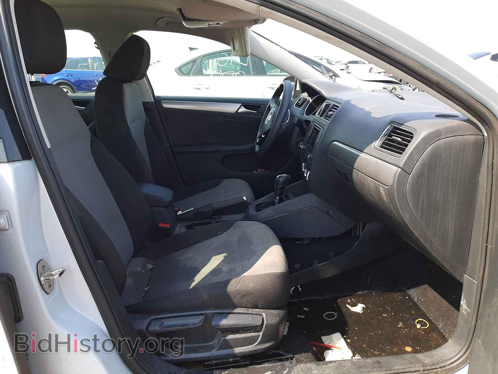 2017 VOLKSWAGEN JETTA - VIN: 3VW2B7AJ0HM393619 - Фото 5