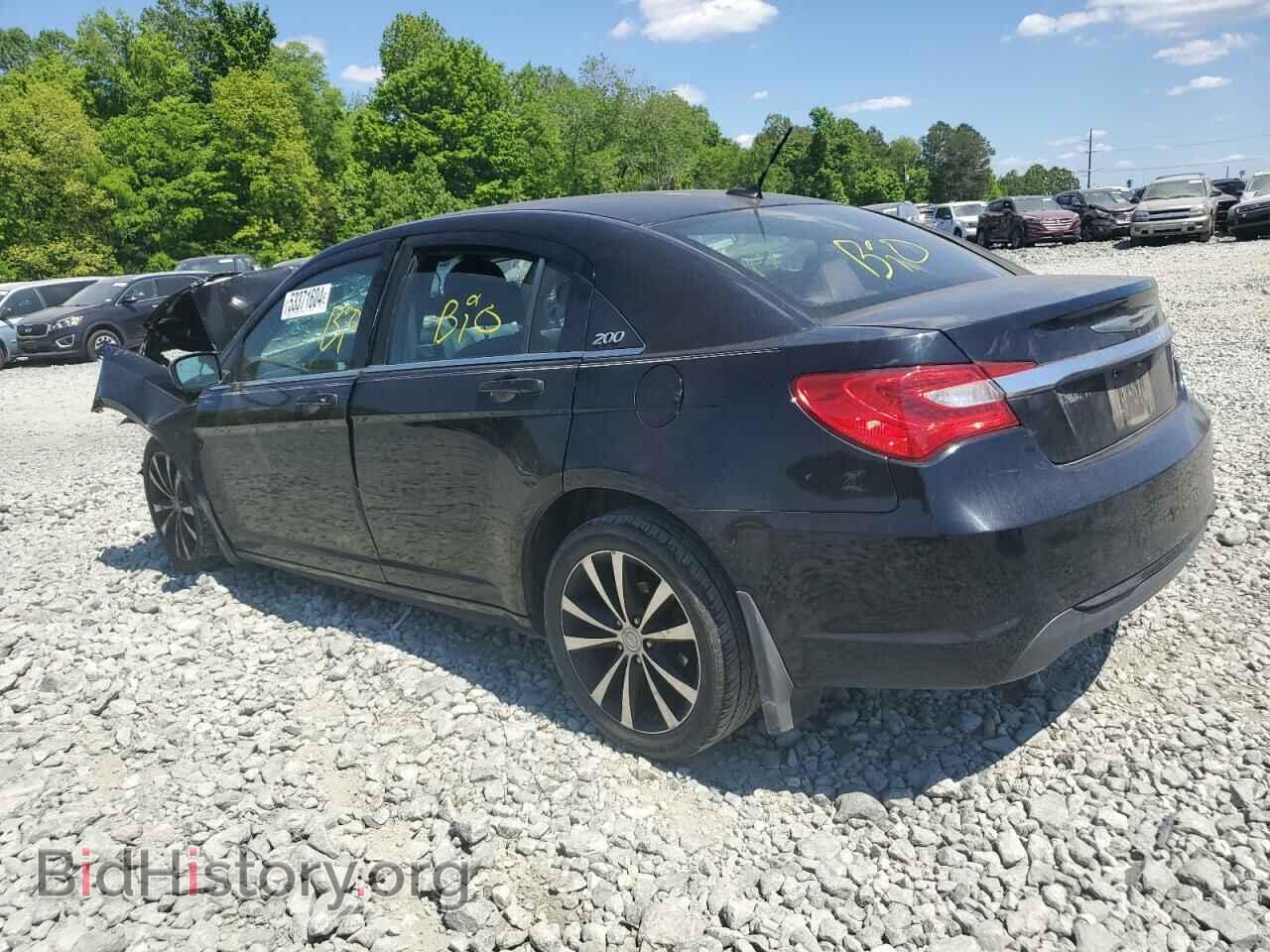 2013 CHRYSLER 200 - VIN: 1C3CCBBB8DN570520 - Фото 2
