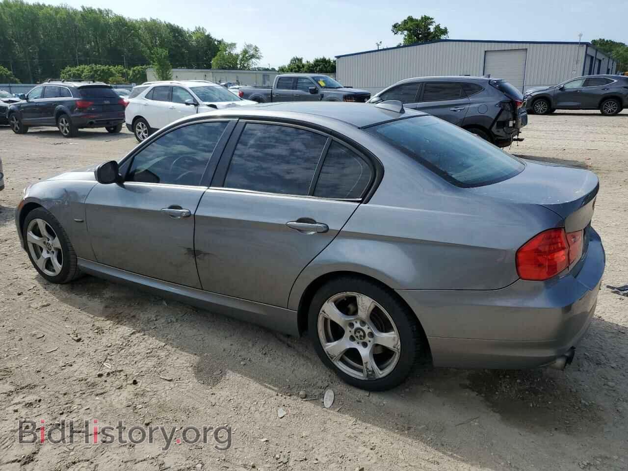 2010 BMW 3 SERIES - VIN: WBAPH7C5XAE125919 - Фото 2