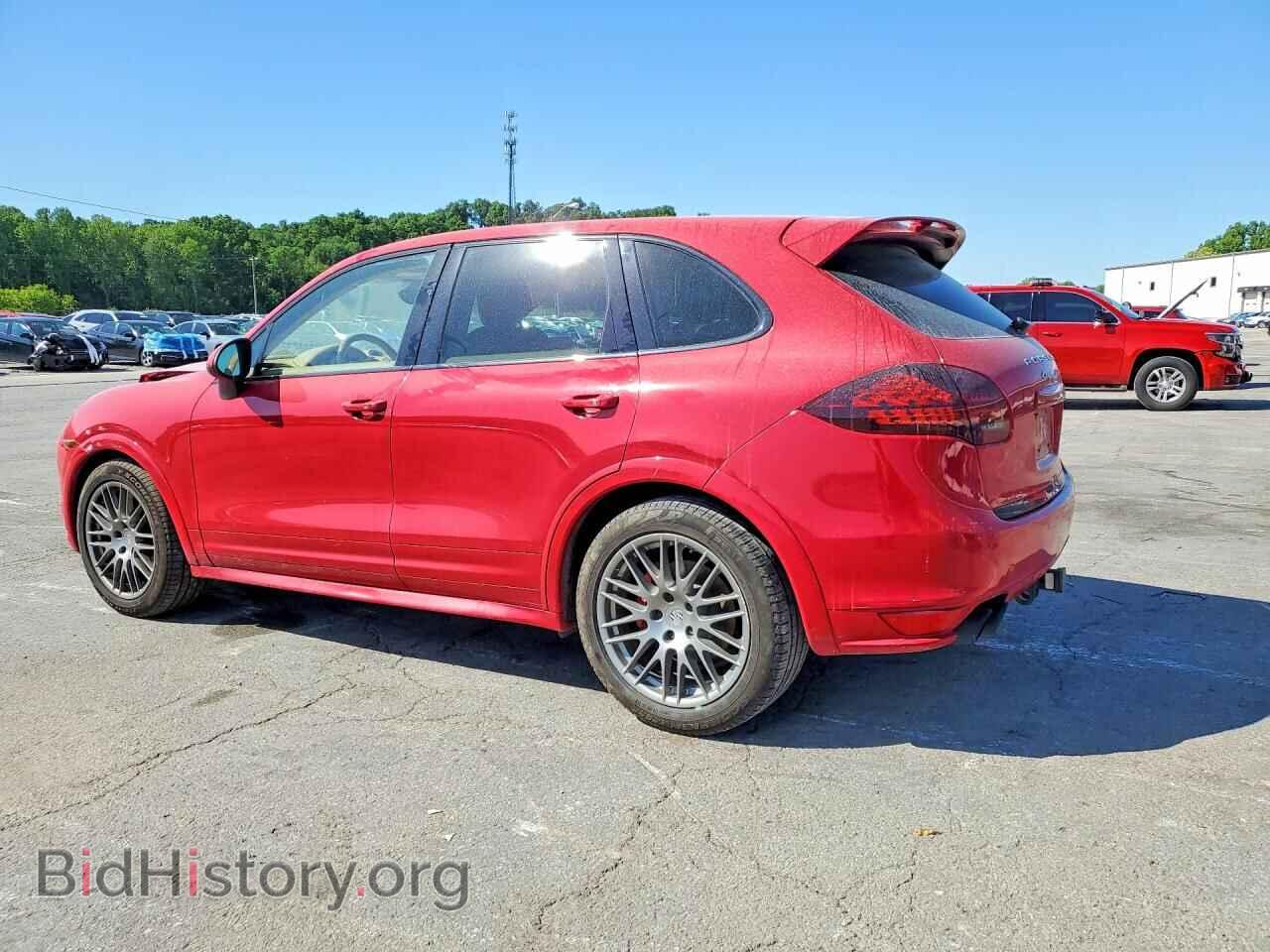 2013 PORSCHE CAYENNE - VIN: WP1AD2A22DLA78545 - Photo 2