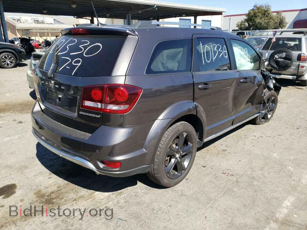 2020 DODGE JOURNEY - VIN: 3C4PDCGB9LT270217 - Фото 4