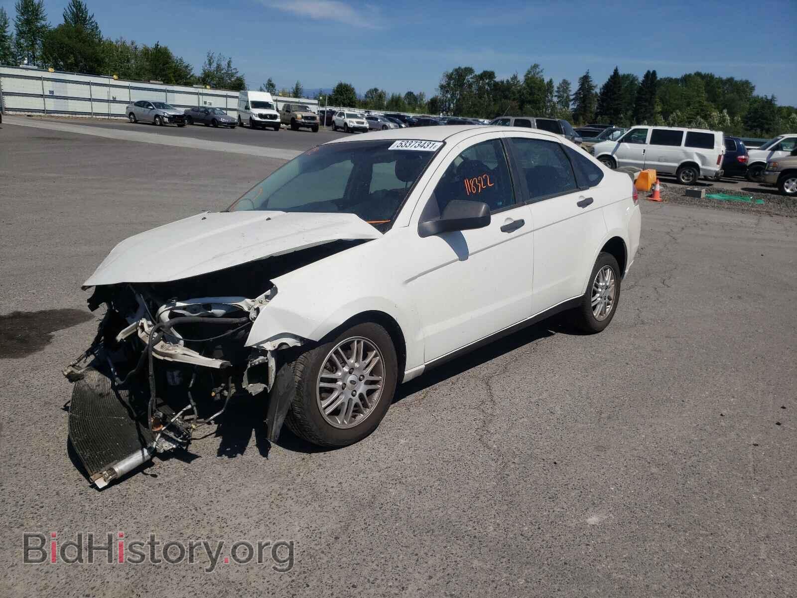 2009 FORD FOCUS - VIN: 1FAHP35N89W181174 - Фото 2