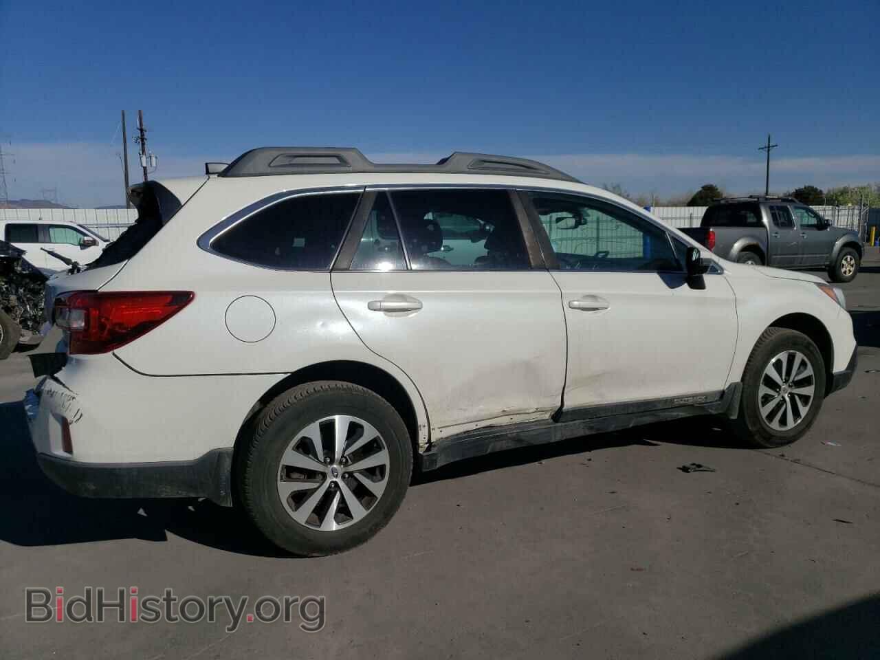 2017 SUBARU OUTBACK - VIN: 4S4BSAFC2H3425929 - Фото 3