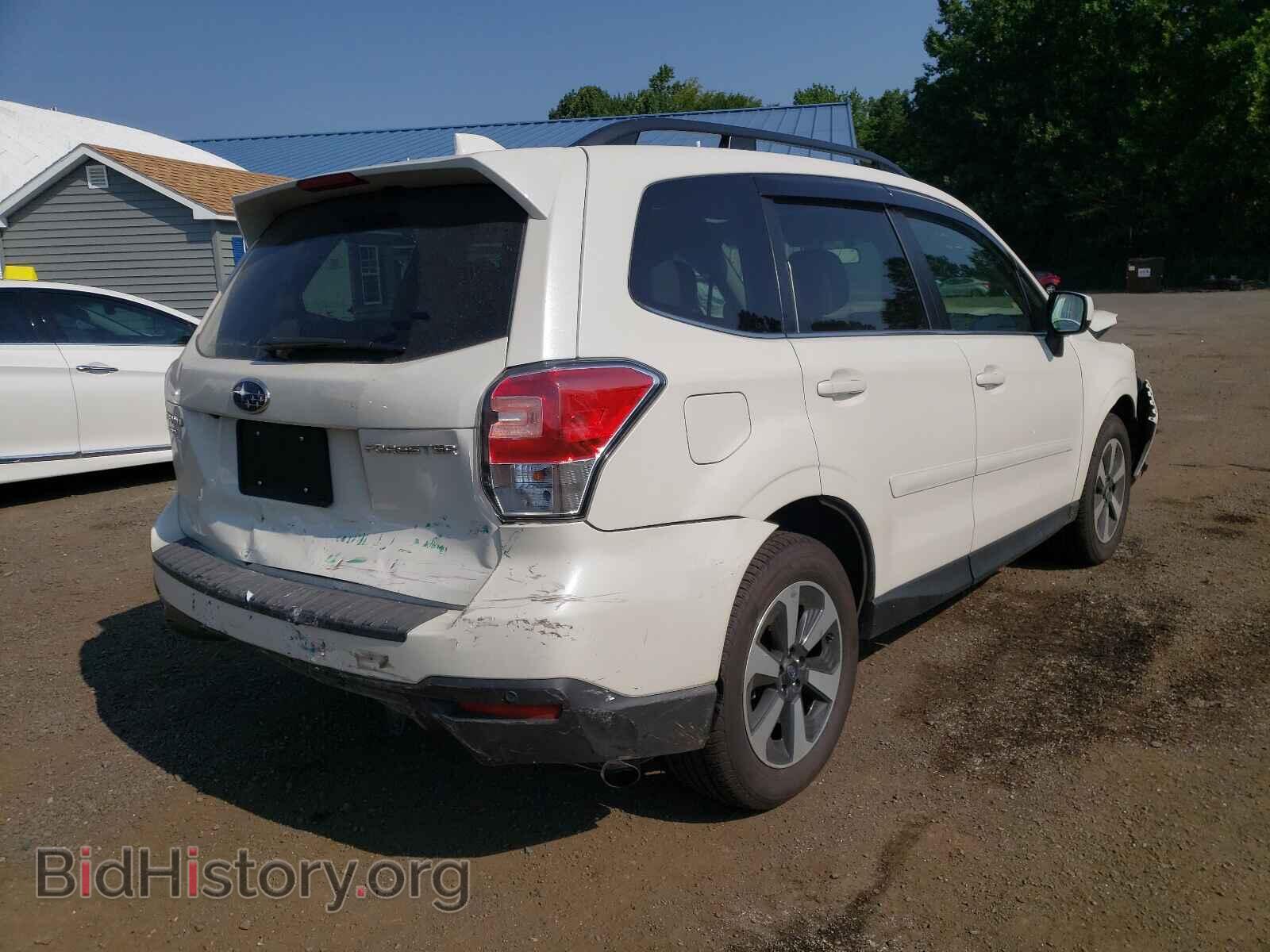 2018 SUBARU FORESTER - VIN: JF2SJARC3JH538088 - Фото 4