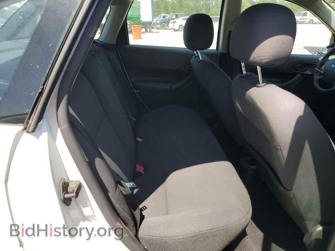 2006 FORD FOCUS - VIN: 1FAFP37N56W207035 - Фото 10