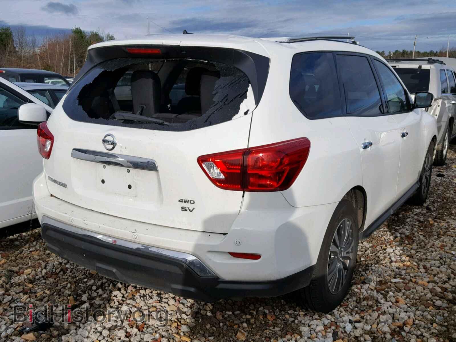 2018 NISSAN PATHFINDER - VIN: 5N1DR2MM8JC648357 - Фото 4