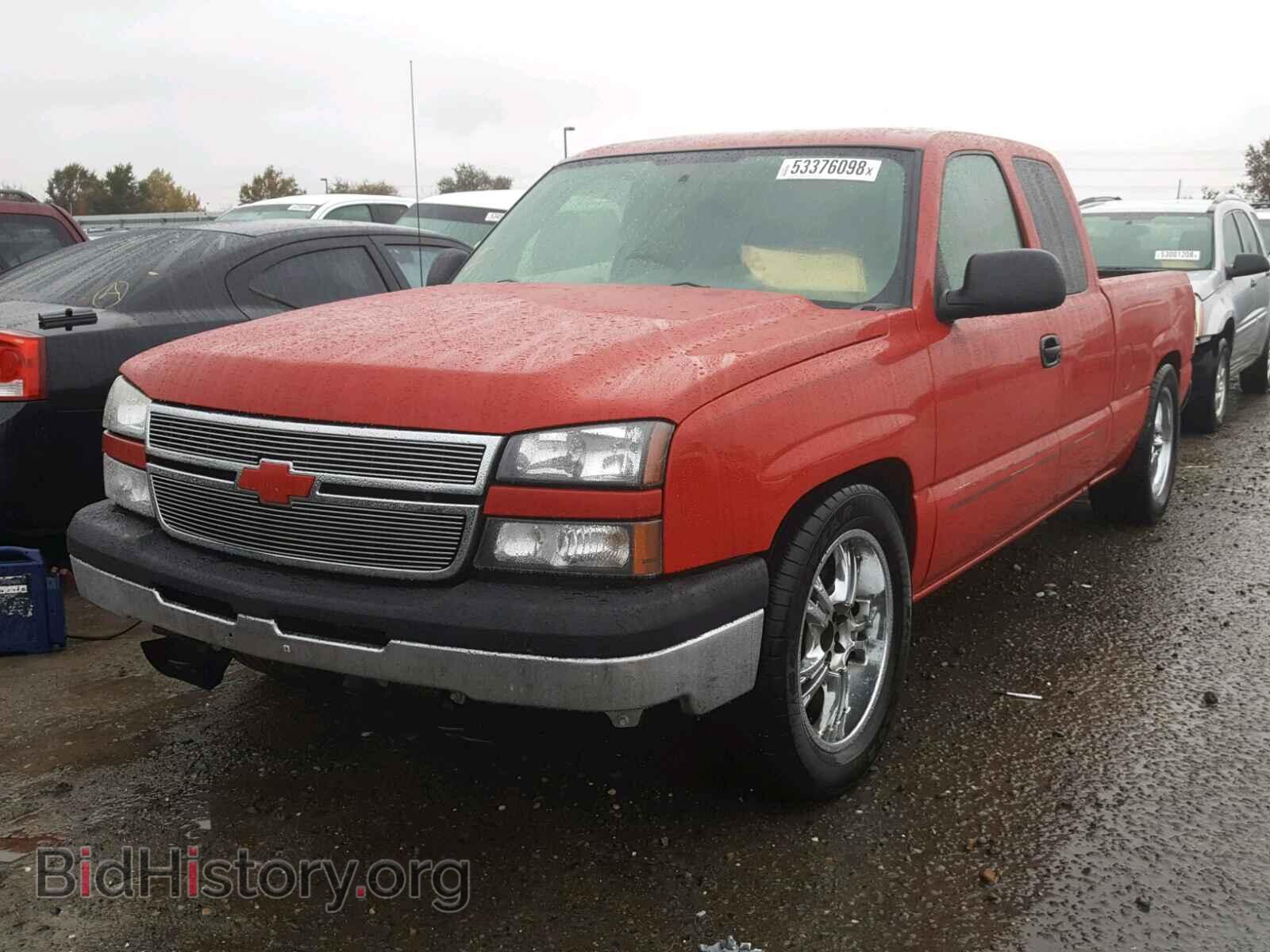 2006 CHEVROLET SILVERADO - VIN: 2GCEC19V561321790 - Photo 2