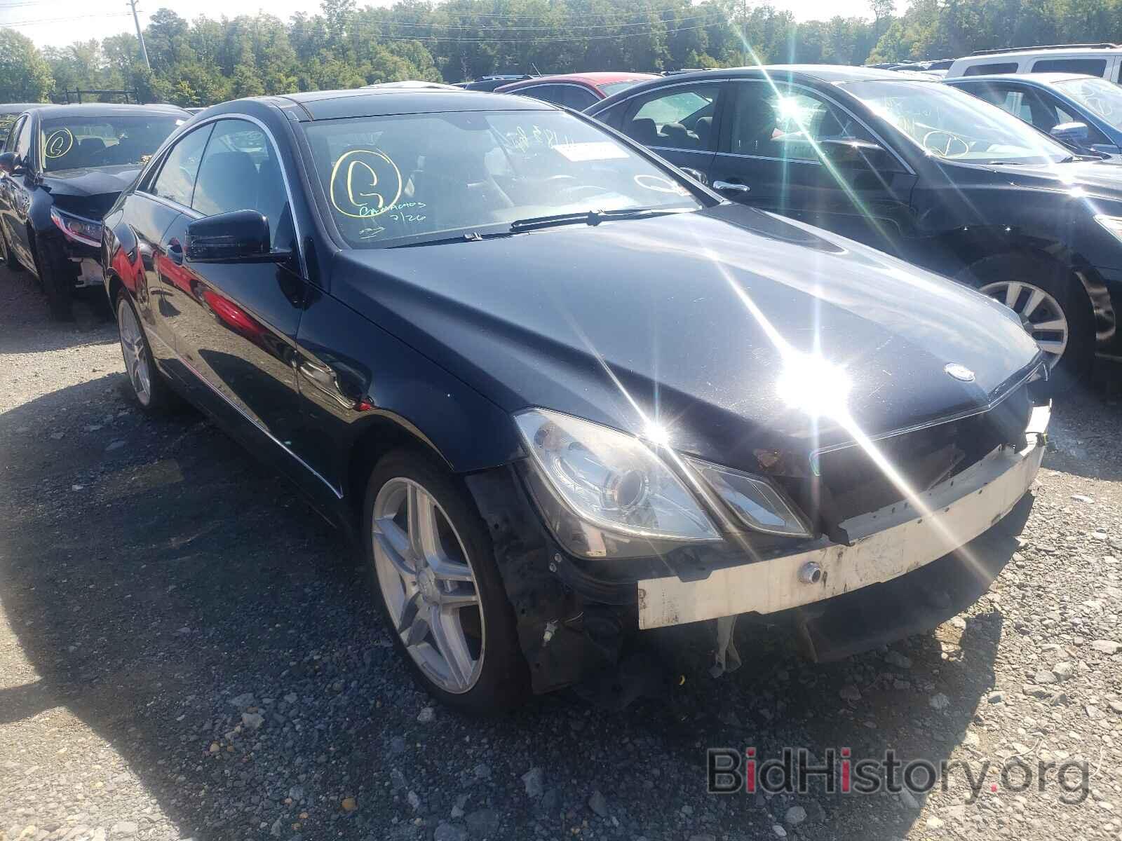 Photo WDDKJ5GB0BF080030 - MERCEDES-BENZ E-CLASS 2011