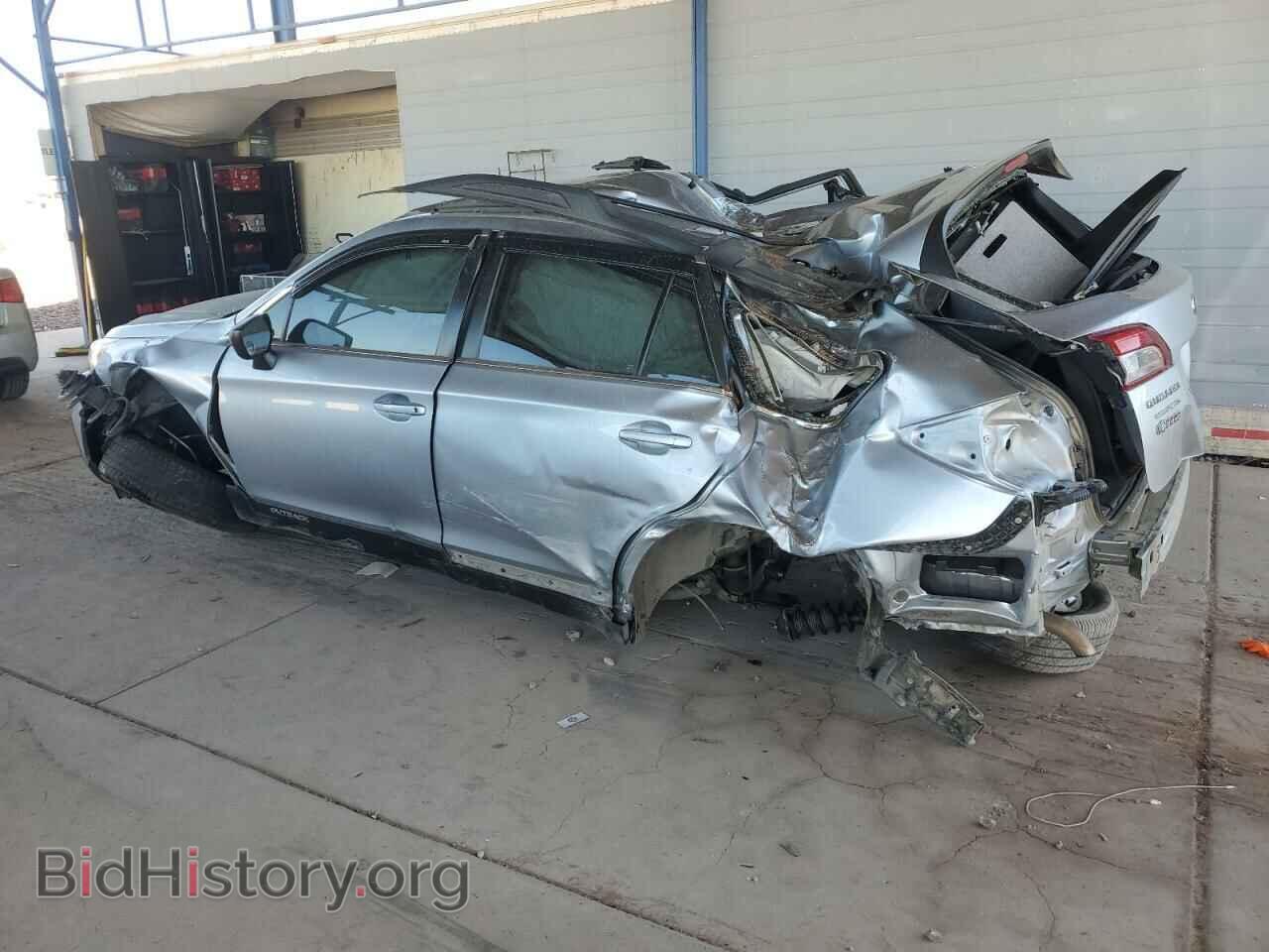 2017 SUBARU OUTBACK - VIN: 4S4BSAACXH3418394 - Фото 2