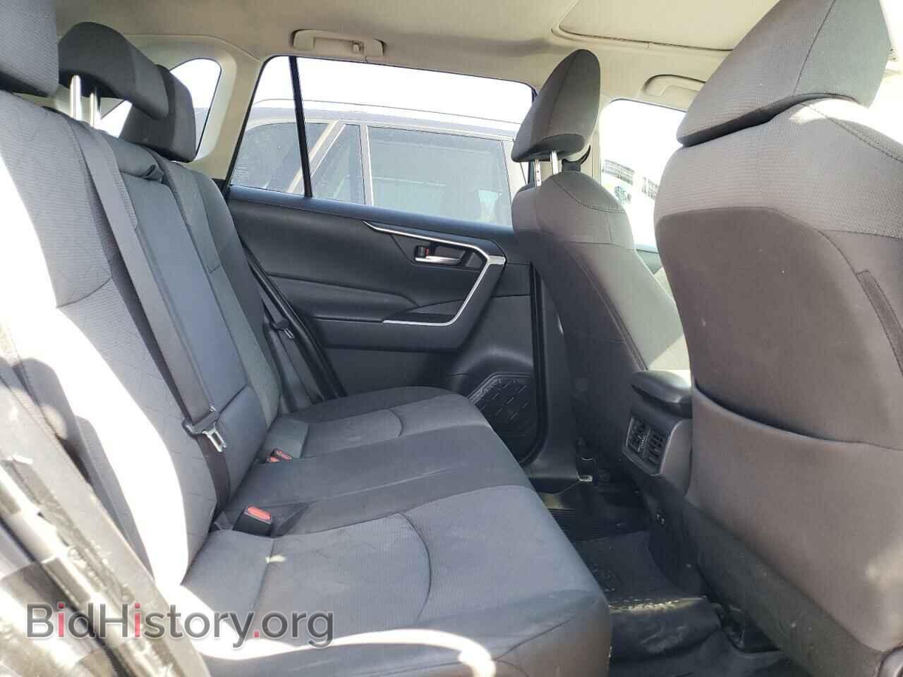 2019 TOYOTA RAV4 - VIN: JTMP1RFV6KD044227 - Фото 11