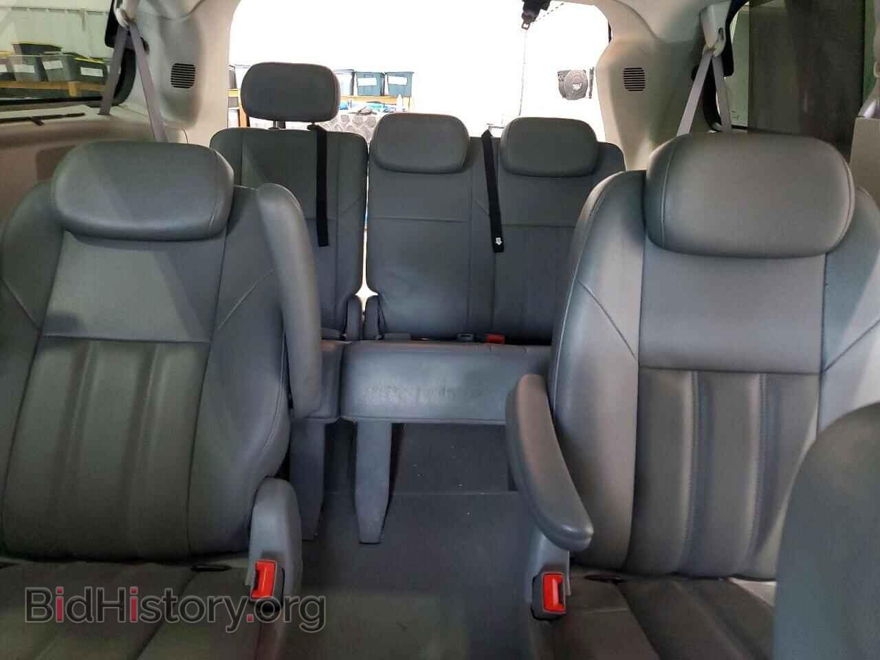 2008 CHRYSLER MINIVAN - VIN: 2A8HR54P48R782634 - Фото 10