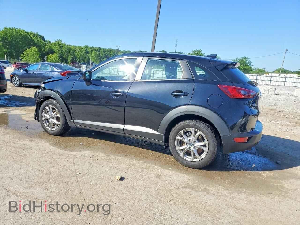 2018 MAZDA CX-3 - VIN: JM1DKFB75J1322797 - Фото 2