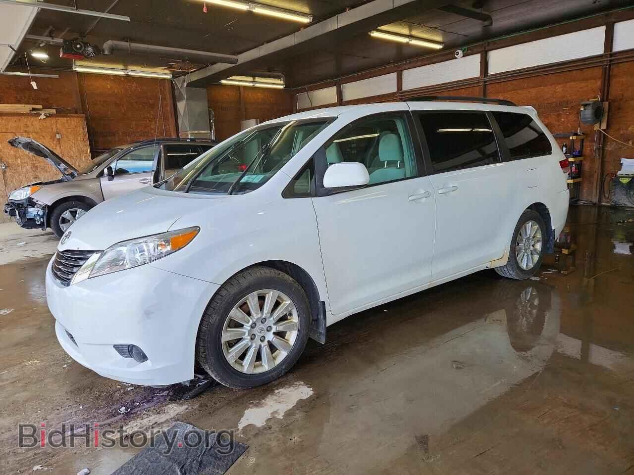 Photo 5TDJK3DC9CS035643 - TOYOTA SIENNA 2012