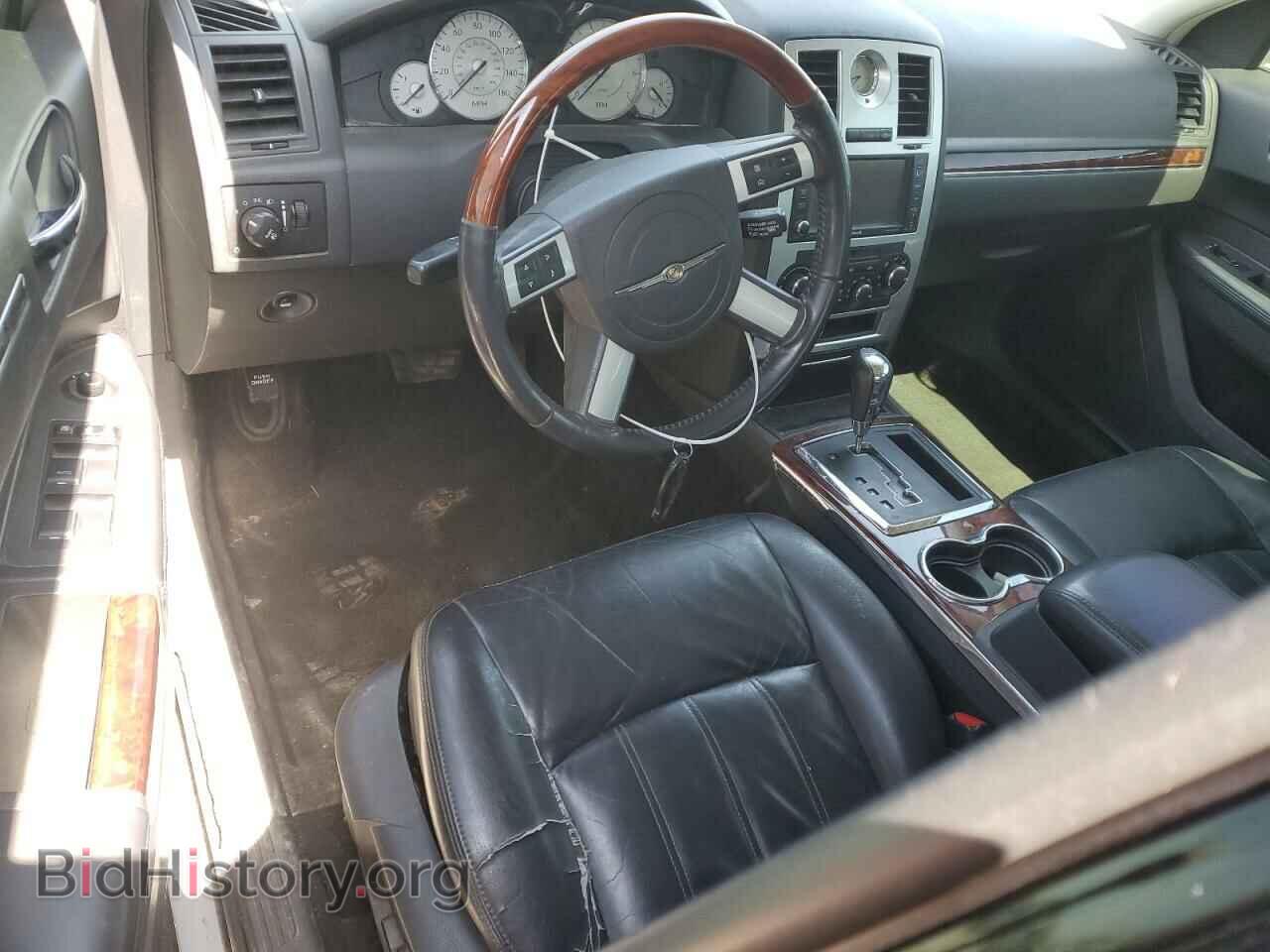 2010 CHRYSLER 300 - VIN: 2C3CK6CT0AH113822 - Фото 8