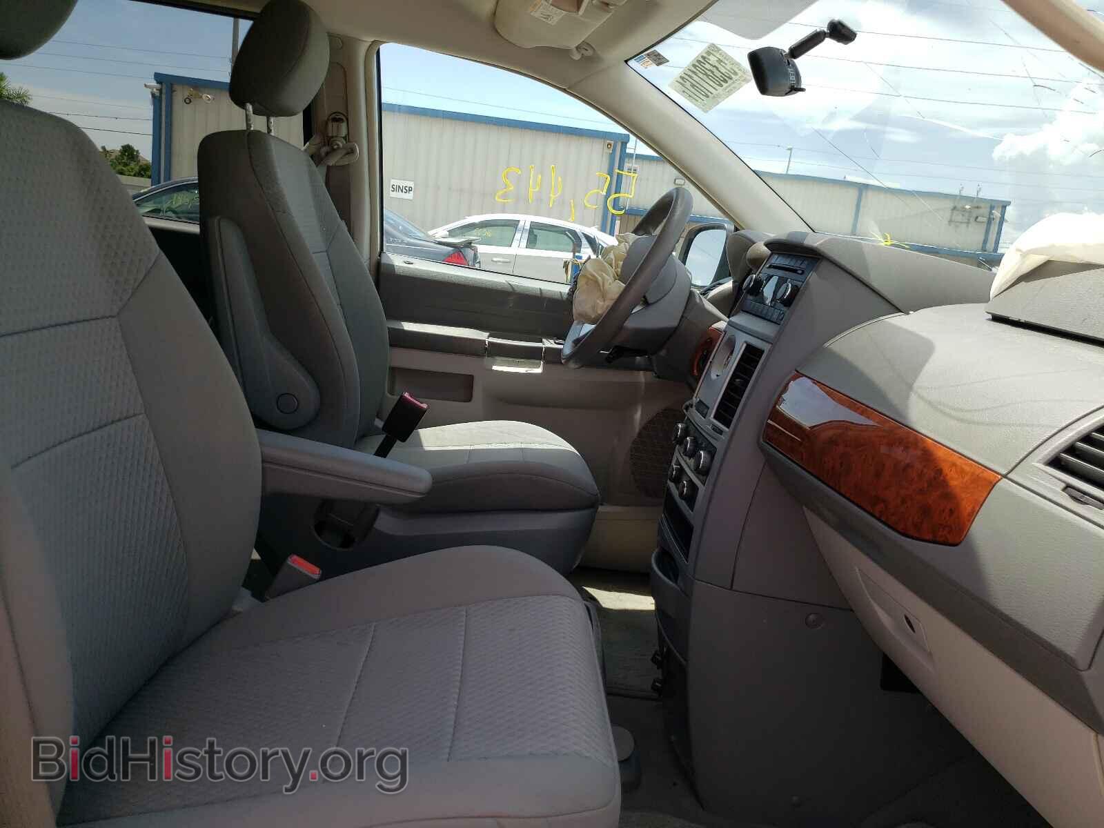 2009 CHRYSLER MINIVAN - VIN: 2A8HR44E89R525373 - Фото 5