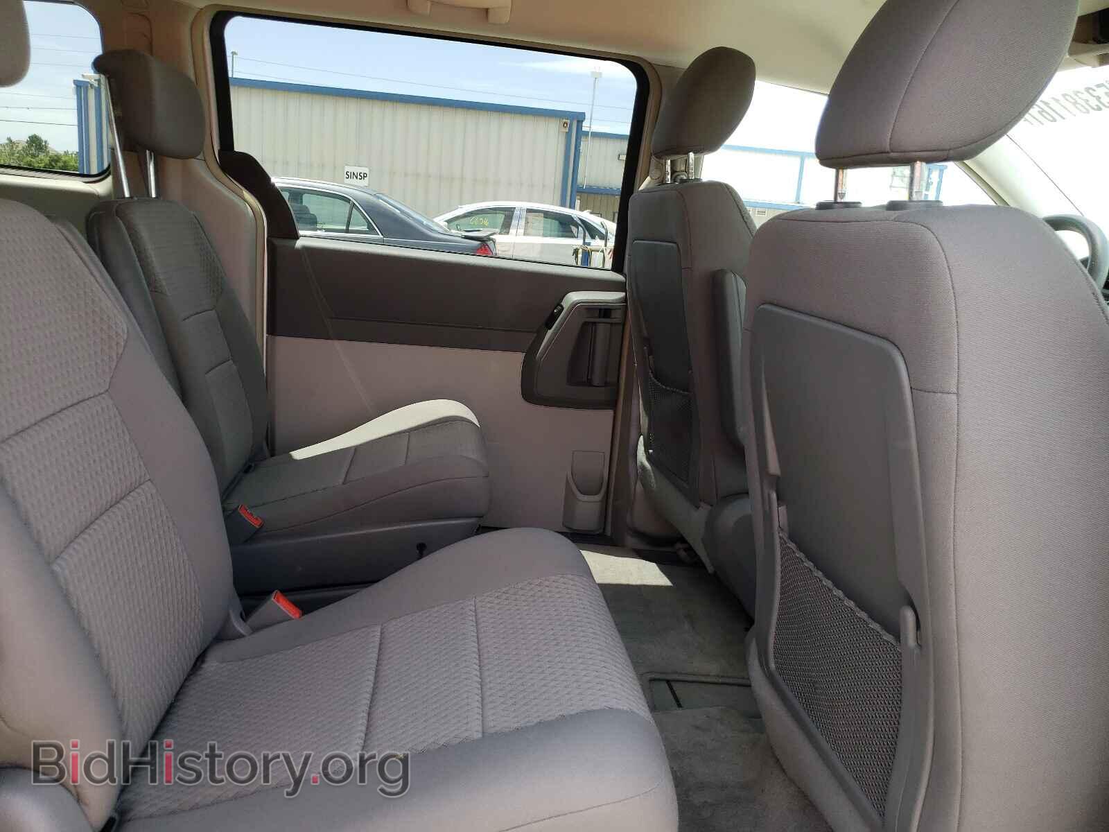 2009 CHRYSLER MINIVAN - VIN: 2A8HR44E89R525373 - Фото 6