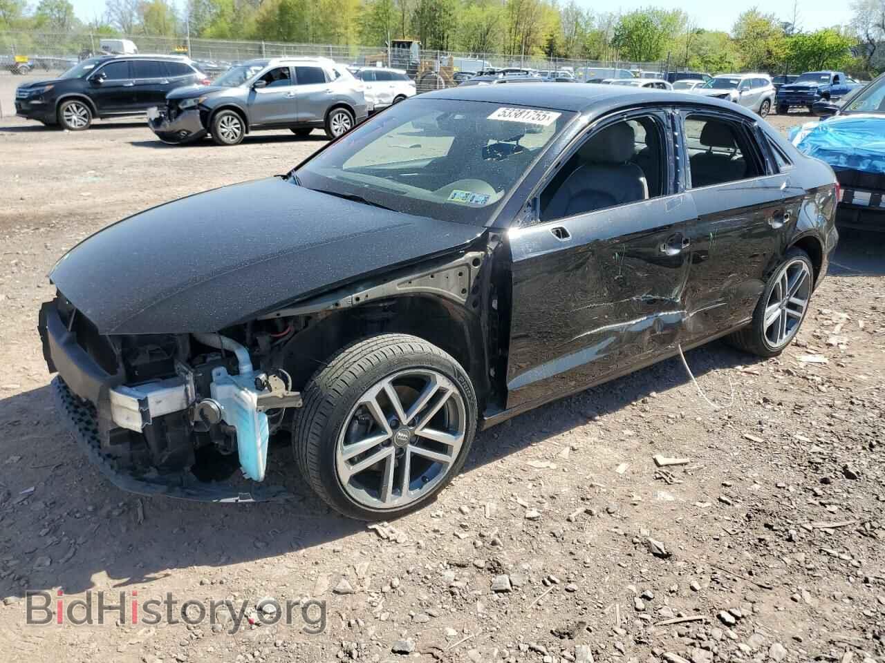 Photo WAUB8GFFXJ1009190 - AUDI A3 2018