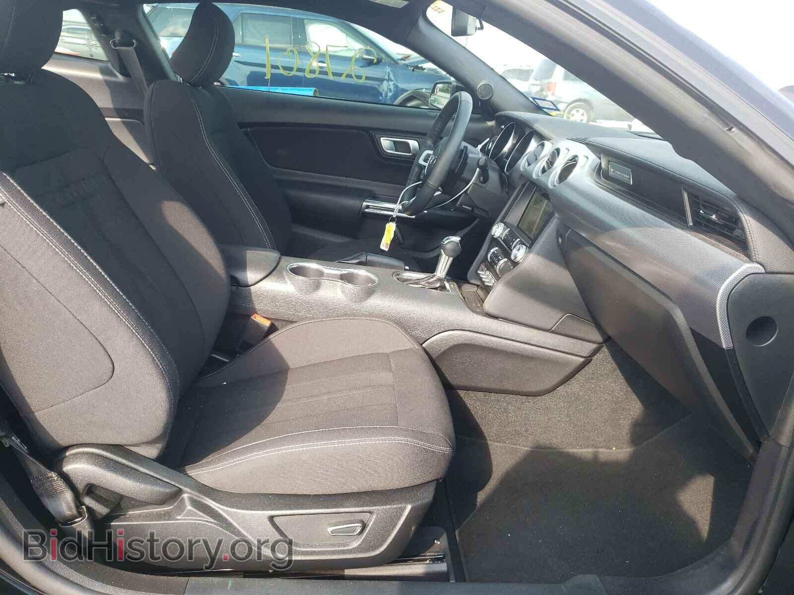 2019 FORD MUSTANG - VIN: 1FA6P8THXK5168228 - Фото 5