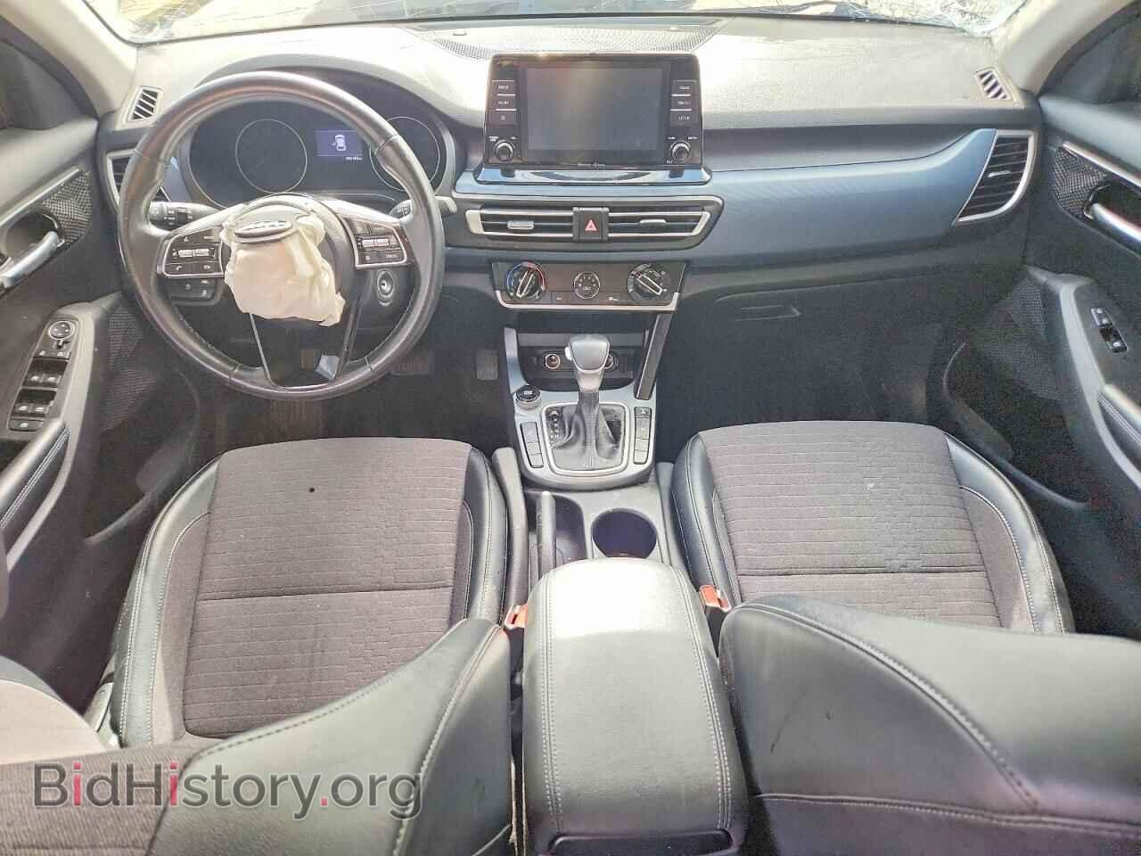 2021 KIA SELTOS - VIN: KNDEUCA29M7099734 - Фото 8