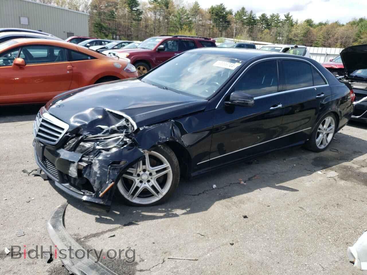 Photo WDDHF8JB2DA746360 - MERCEDES-BENZ E-CLASS 2013