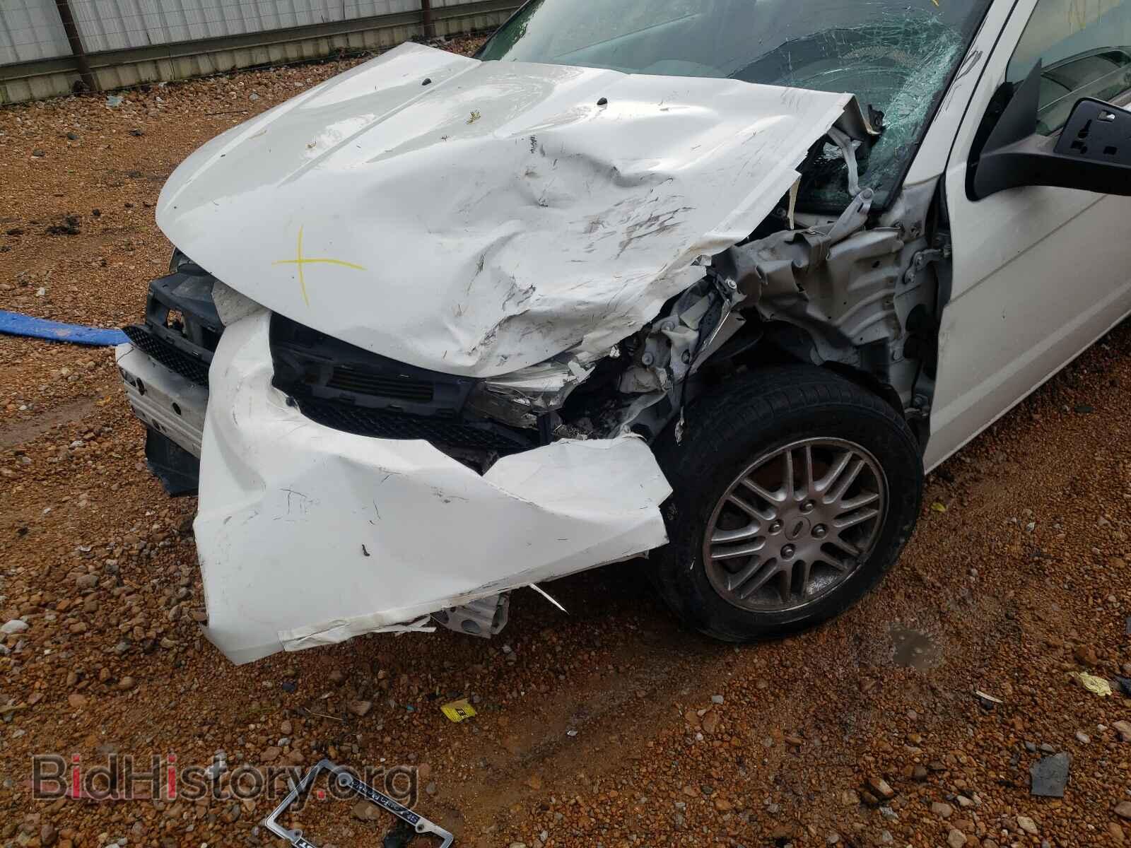 2011 FORD FOCUS - VIN: 1FAHP3FN2BW179831 - Photo 9