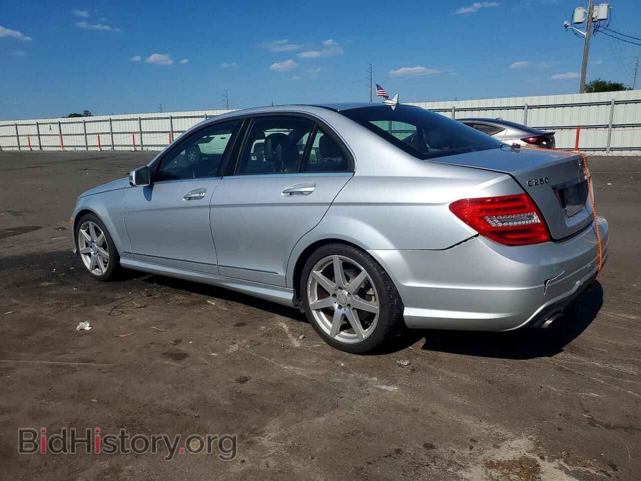 2014 MERCEDES-BENZ C-CLASS - VIN: WDDGF4HB5EA928212 - Фото 2