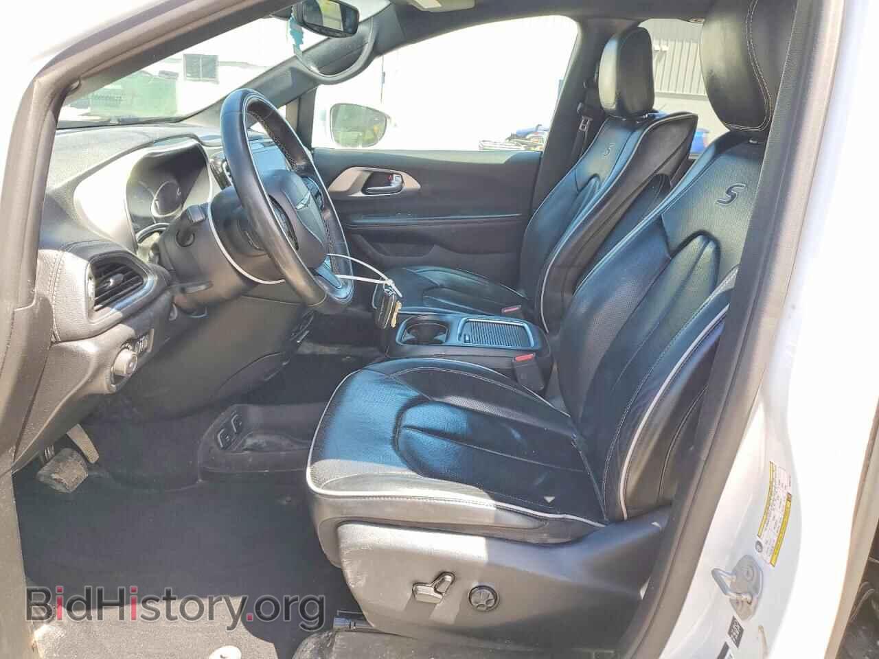 2019 CHRYSLER PACIFICA - VIN: 2C4RC1N71KR657747 - Фото 7
