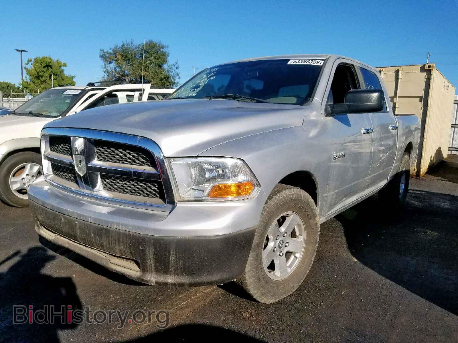 2010 DODGE RAM 1500 - VIN: 1D7RB1CT7AS250621 - Фото 2