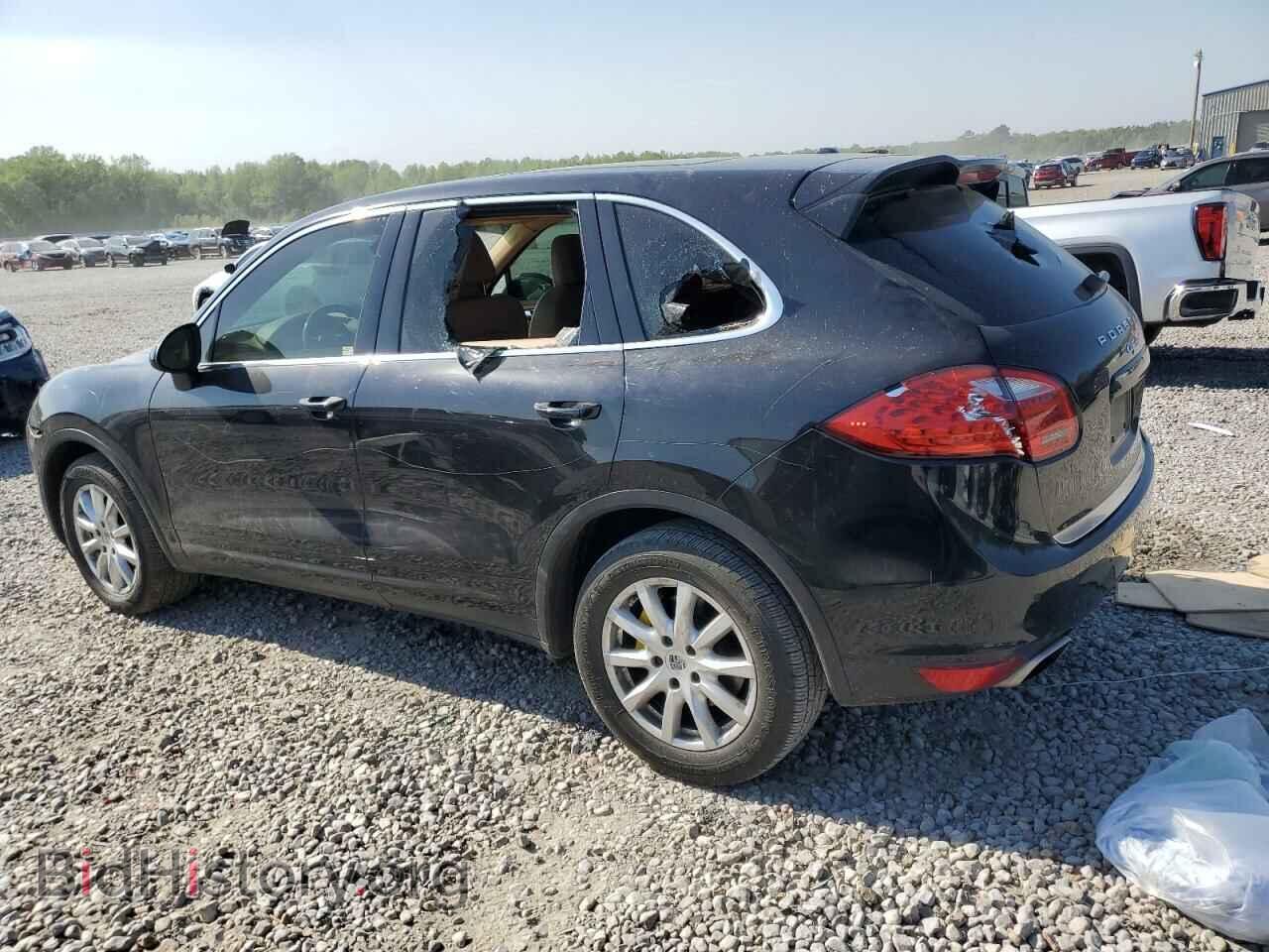 2013 PORSCHE CAYENNE - VIN: WP1AA2A27DLA19371 - Photo 2