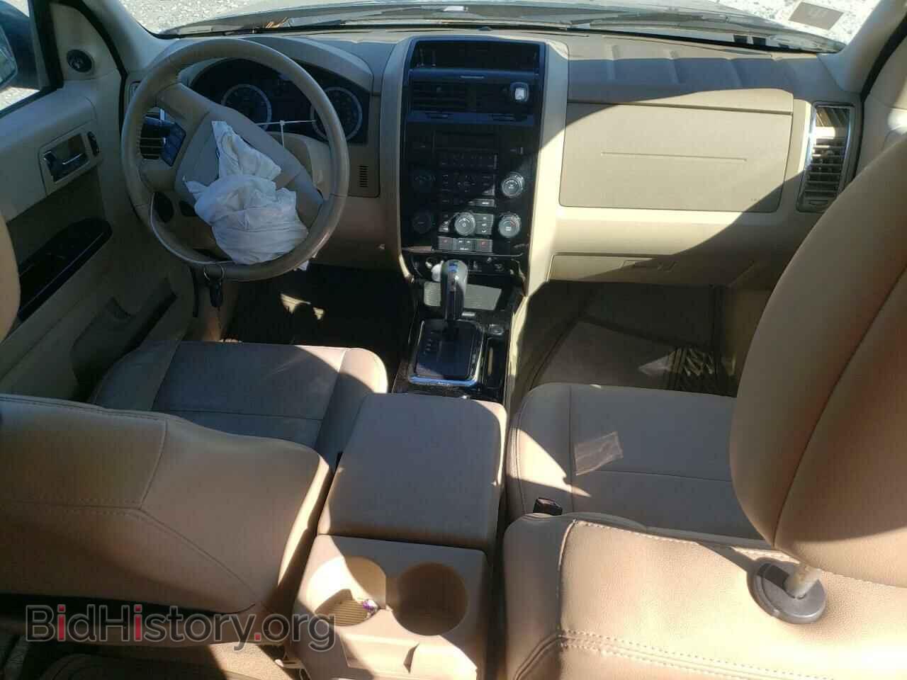 2011 FORD ESCAPE - VIN: 1FMCU0E76BKC59571 - Photo 8