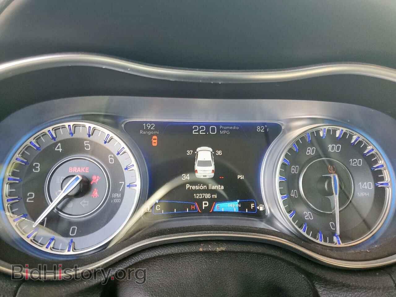 2017 CHRYSLER 300 - VIN: 2C3CCAEG7HH570136 - Фото 9