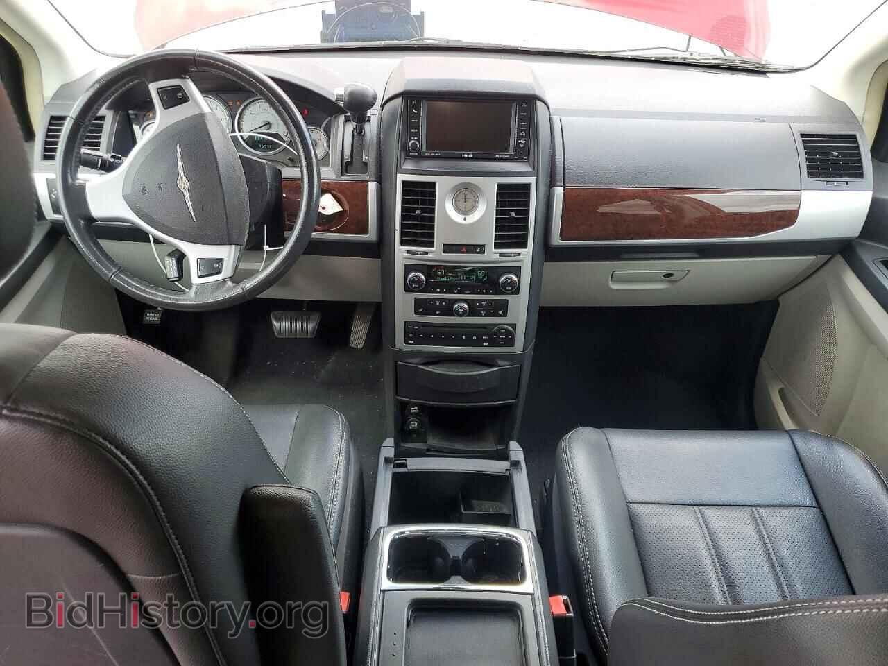 2010 CHRYSLER MINIVAN - VIN: 2A4RR8DX0AR448422 - Фото 8