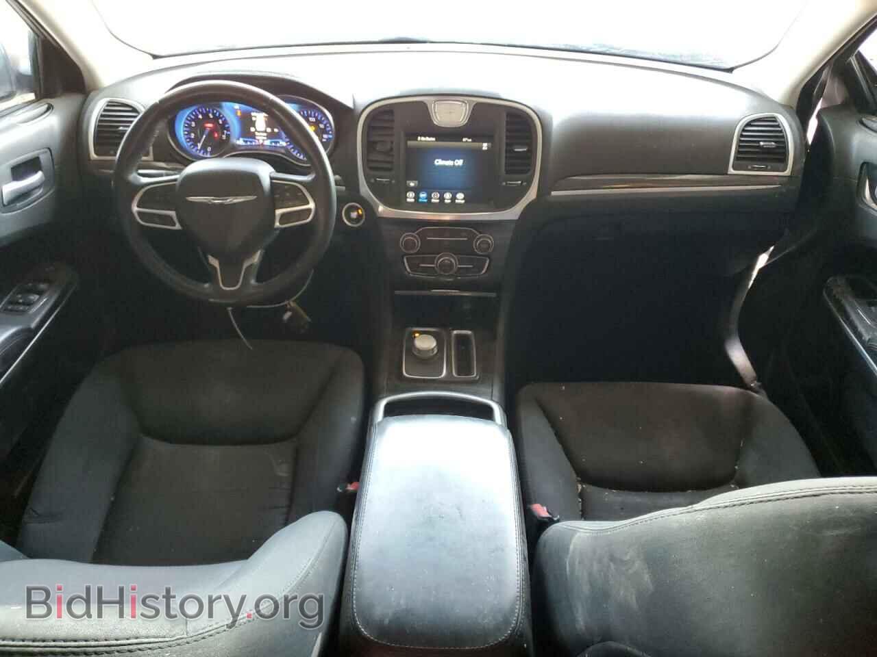 2020 CHRYSLER 300 - VIN: 2C3CCAAG2LH253332 - Фото 8