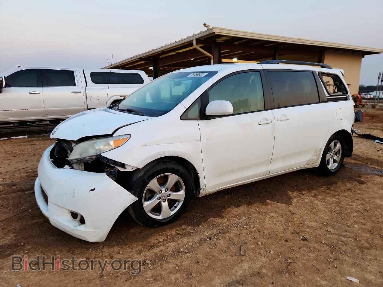 Photo 5TDKK3DC5BS066276 - TOYOTA All Models 2011