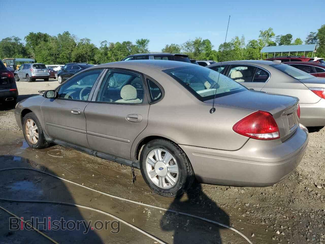 2007 FORD TAURUS - VIN: 1FAFP53U67A164901 - Photo 2